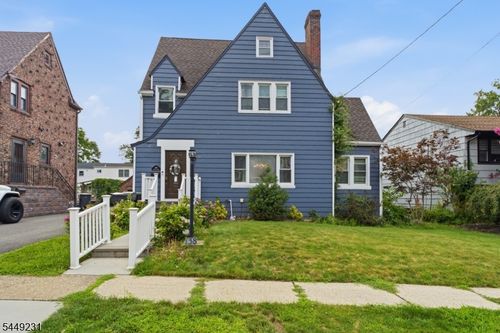 138 Elder Ave, Bergenfield, NJ, 07621-1110 | Card Image