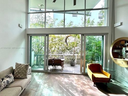 apt-4-221 Jefferson Ave, Miami Beach, FL, 33139-7011 | Card Image