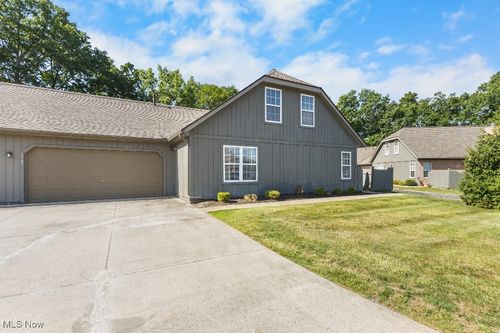 apt-1903-8050 Harbor Creek Dr, Mentor-On-The-Lake, OH, 44060-2077 | Card Image