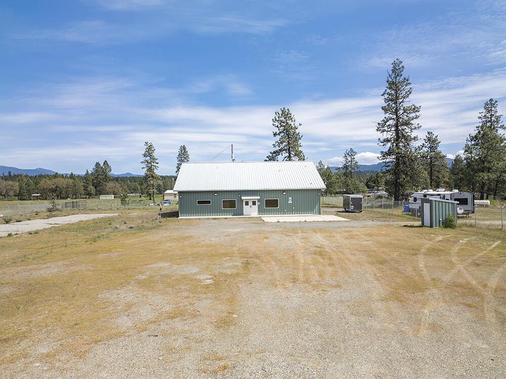 Commercial Sale in Cave Junction 2