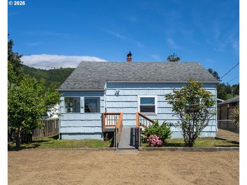 210 Acacia Ave, Garibaldi, OR, 97118-1006 | Card Image