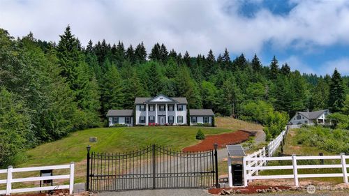 12832 Hunter Rd Sw, Rochester, WA, 98579-9654 | Card Image