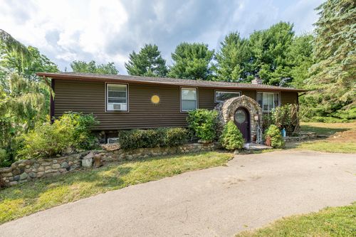 19744 Ivey Rd, Chelsea, MI, 48118-9478 | Card Image