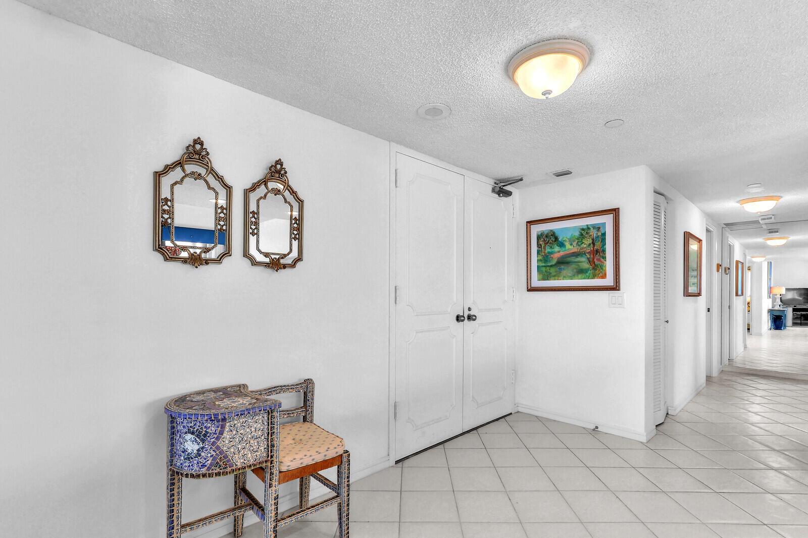 Residential Lease in Singer Island 3