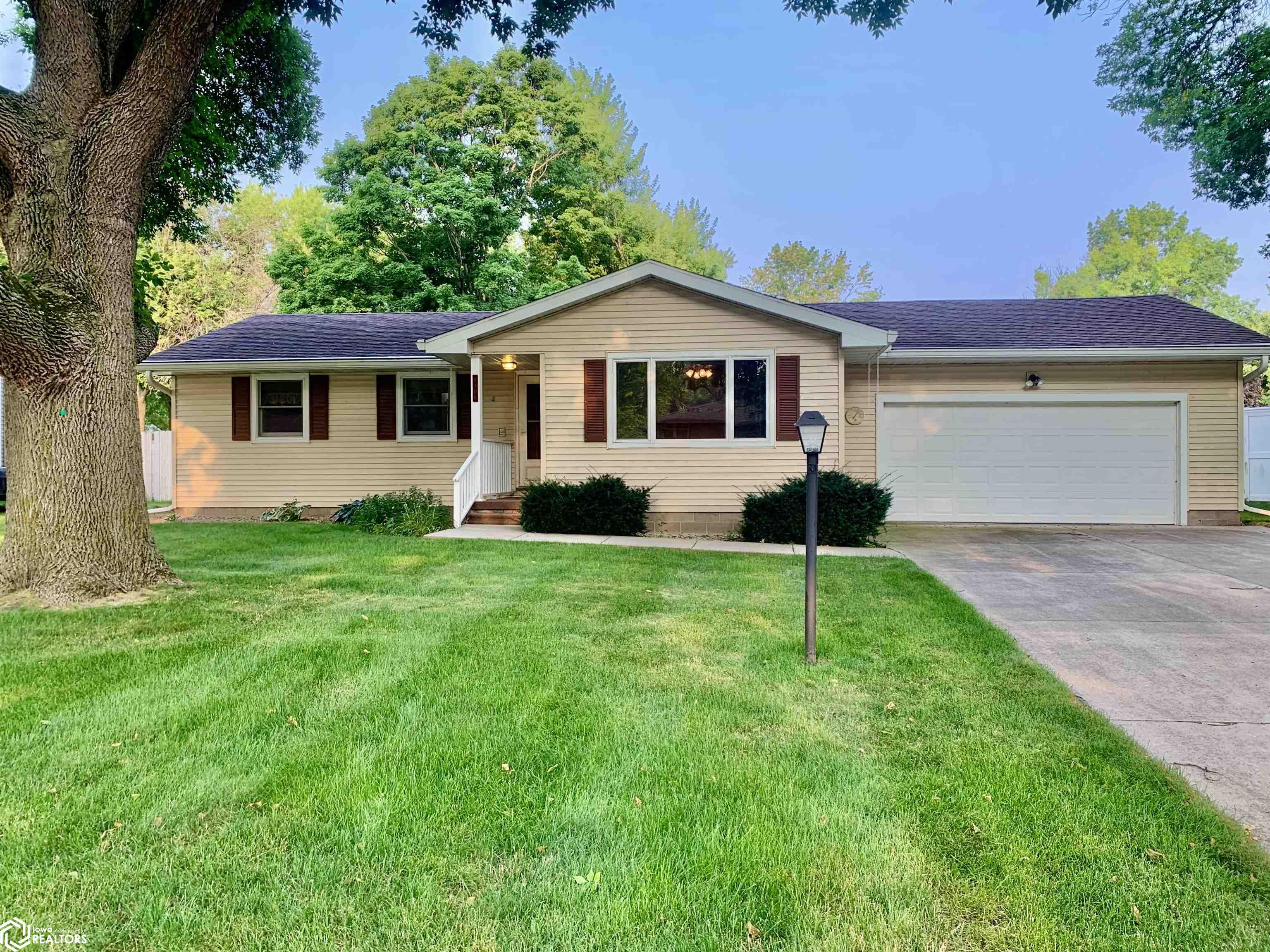 Southfield Dr, Jefferson, IA 50129