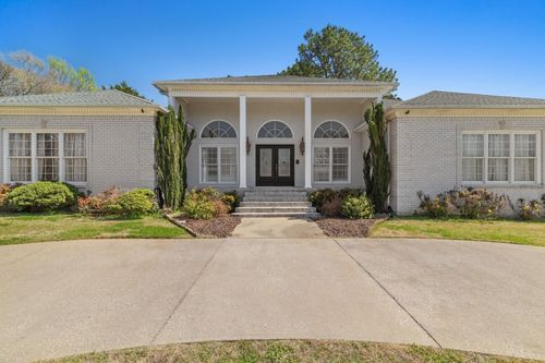 102 Creek Point Rd, Florence, AL, 35630-1851 | Card Image