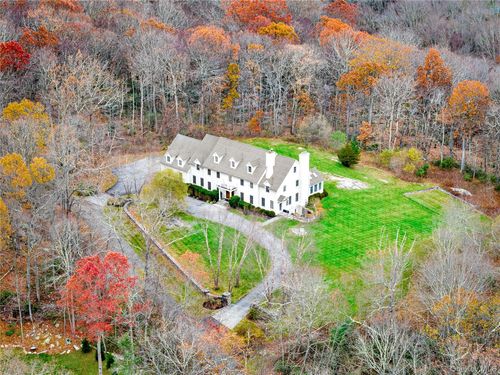 11 Lost Nations Rd, Pound Ridge, NY, 10576-1835 | Card Image