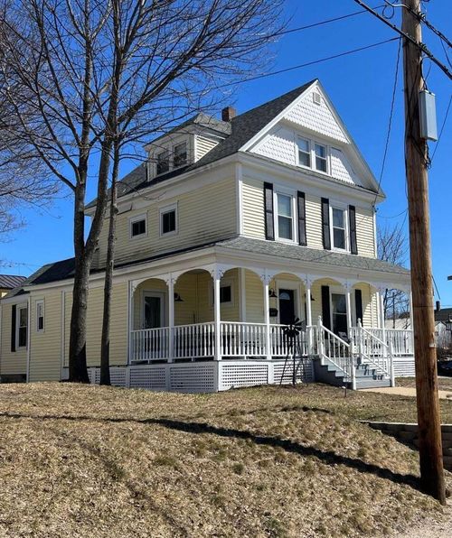 312 Pine Street, Rumford, ME, 04276 | Card Image