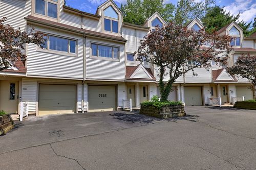apt-e-793 W Main St, Meriden, CT, 06451-2670 | Card Image