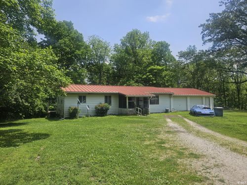 303 S 1st St, Edwardsport, IN, 47528-5432 | Card Image