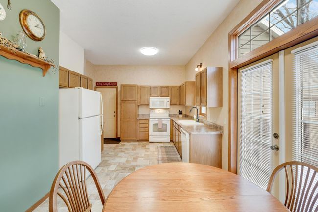 11672 Flintwood St Nw, House other with 5 bedrooms, 4 bathrooms and null parking in Coon Rapids MN | Image 8