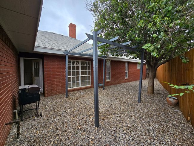 Backyard 2 | Image 36