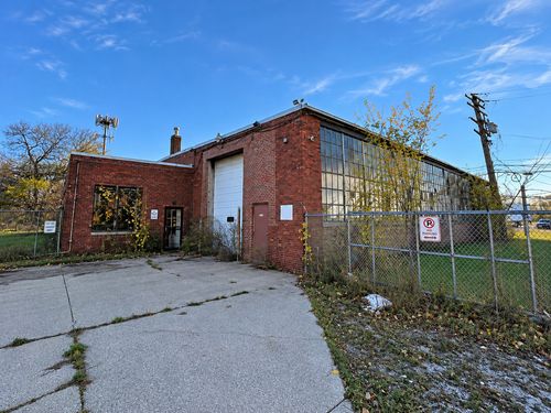 9336 Jeffery Ave, Chicago, IL, 60617-3758 | Card Image