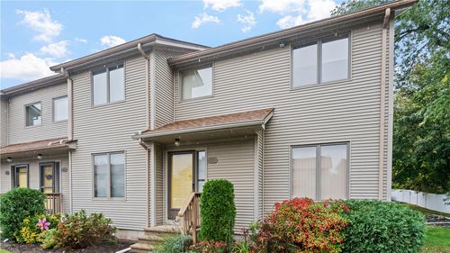 204-161 Holland Street, Cranston, RI, 02920 | Card Image