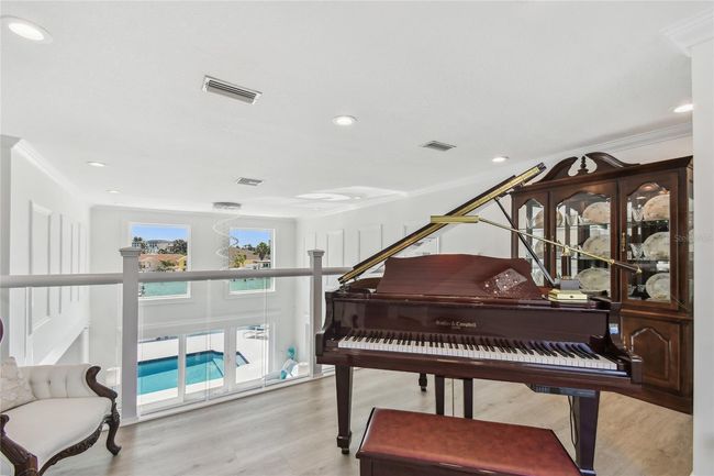 Loft | Image 13