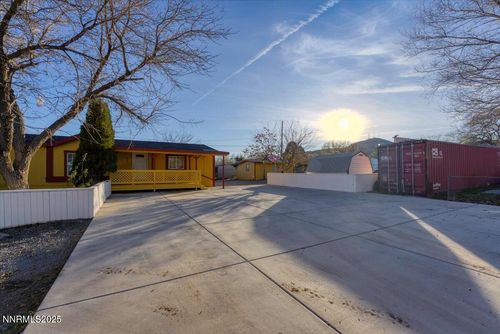 150 W 5th Ave, Sun Valley, NV, 89433-7640 | Card Image