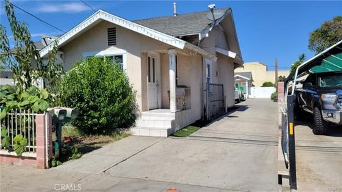 913 W Bishop St, Santa Ana, CA, 92701 | Card Image