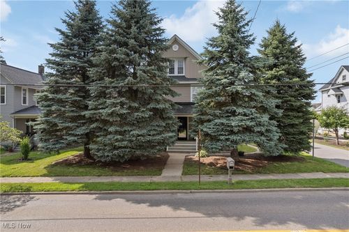 233 S Prospect Ave, Hartville, OH, 44632-9483 | Card Image