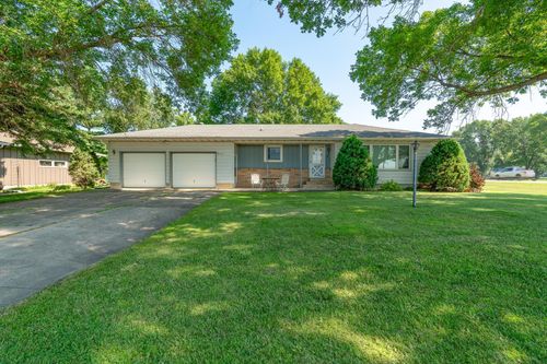 11 Mill Ave, Minnesota Lake, MN, 56068-3139 | Card Image