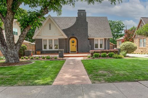 2528 Cockrell Ave, Fort Worth, TX, 76109-1116 | Card Image
