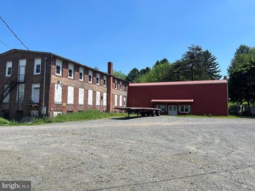 420 Beacon St, BIRDSBORO, PA, 19508-2014 | Card Image