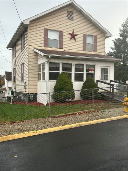 215 Cherry Ave, Houston, PA, 15342-1525 | Card Image