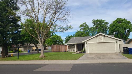 1101 Winchell Way, Modesto, CA, 95358-1235 | Card Image