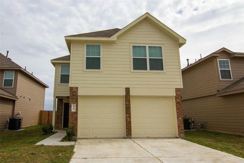 4231 Silver Ranch Rd, Houston, TX, 77014-3341 | Card Image