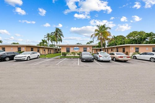 9-825 Nw 10th Terrace, Fort Lauderdale, FL, 33311 | Card Image
