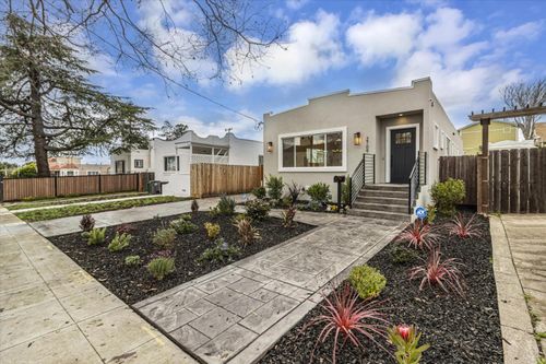2709 Ritchie St, Oakland, CA, 94605-3329 | Card Image