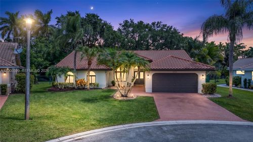 10401 Nw 48th Mnr, Coral Springs, FL, 33076-1728 | Card Image