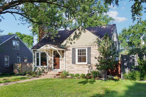 3212 Kentucky Ave, Saint Louis Park, MN, 55426-3419 | Card Image