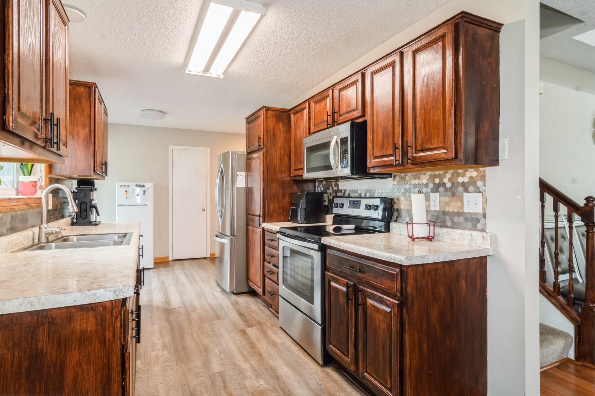 Hamlet Ln, Cottage Grove, MN 55016