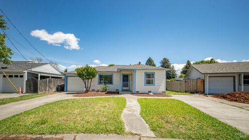 20 Bellevue Avenue, Napa, CA, 94558 | Card Image