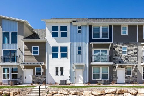 1054 S 2740 E, Spanish Fork, UT, 84660-6334 | Card Image