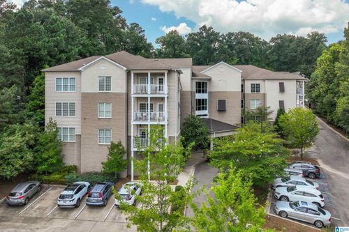 apt-304-3038 Massey Rd, VESTAVIA HILLS, AL, 35216-3733 | Card Image