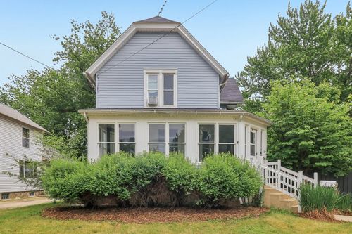 415 N Taylor St, Marengo, IL, 60152-3143 | Card Image