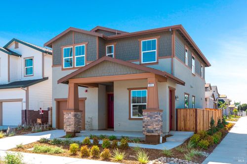 543 Madison St, Petaluma, CA, 94952-3227 | Card Image