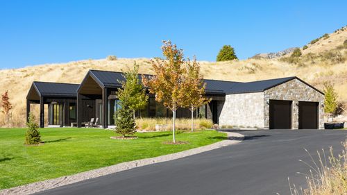 1647 E Quail Canyon Dr, Logan, UT, 84321-6749 | Card Image