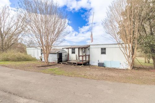 16 Bowman Ln, Rock Spring, GA, 30739-2440 | Card Image