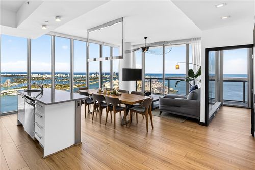 apt-5508-888 Biscayne Blvd, Miami, FL, 33132-1548 | Card Image