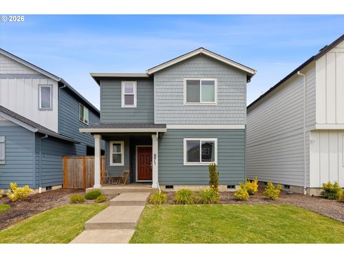 671 Nichols Ln, Woodburn, OR, 97071 | Card Image