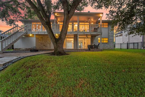 67 Harbor Ln, Kemah, TX, 77565-2649 | Card Image