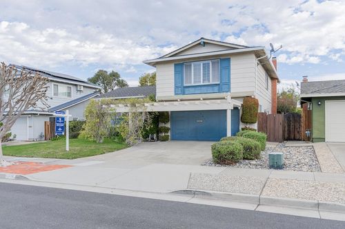 5016 Las Cruces Court, San Jose, CA, 95118 | Card Image