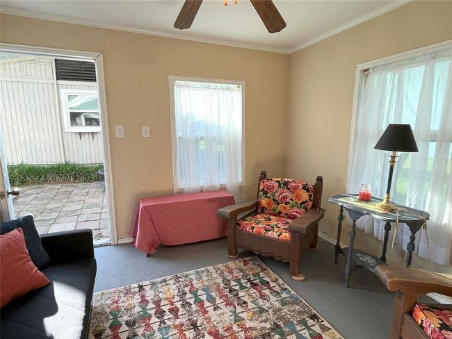 Bonus 11' x 11' Family Area | Image 33