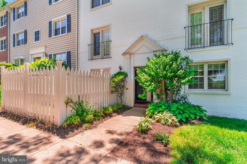 a-4635 28th Rd S, ARLINGTON, VA, 22206-4116 | Card Image