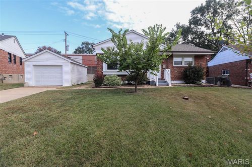 4102 Upton Ct, Saint Louis, MO, 63116-2743 | Card Image