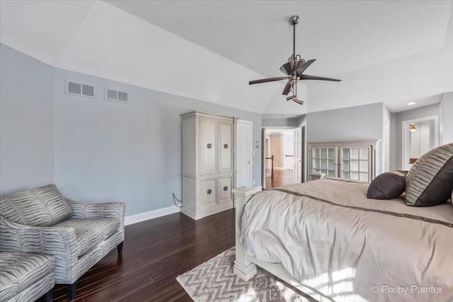 30W249 Maple Tree Ln, House other with 3 bedrooms, 4 bathrooms and 6 parking in Wayne IL | Image 25