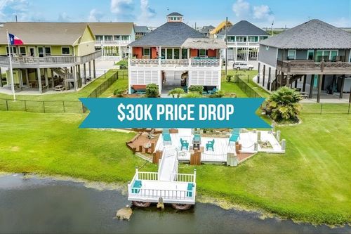 2296 E Crab St, Crystal Beach, TX, 77650 | Card Image