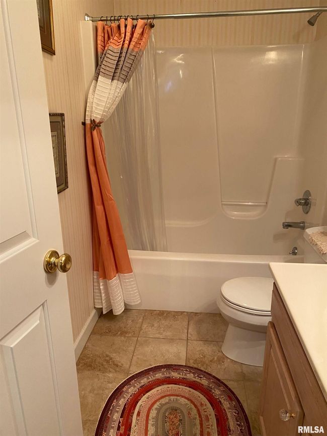 11012 N Rhonda Way, House other with 3 bedrooms, 3 bathrooms and null parking in Dunlap IL | Image 25